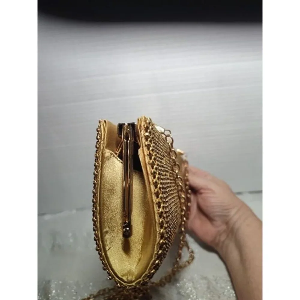 Vintage Retro Caziar Chainmail Clutch Bag Matte Gold‎ With Clasp Chain Strap
